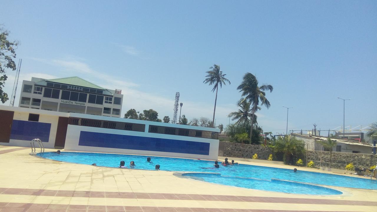 Orchid Resorts Ecr Madrás Exterior foto